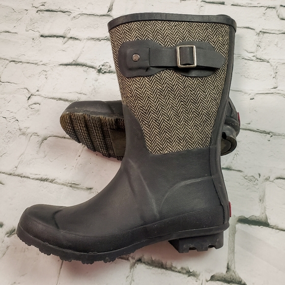 herringbone rain boots